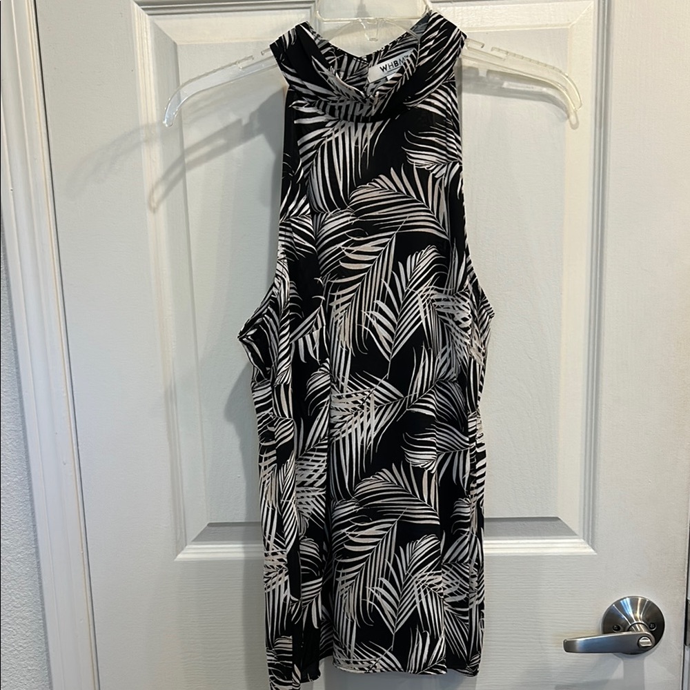 White House Black Market Monochrome Leaf Print Top
